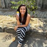 Madhurima Tuli Instagram – A Sunny day deserves an ice cream 🍦❤️