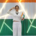 Madirakshi Mundle Instagram - Happy Republic Day everyone 🧡🤍💚 #happyrepublicday #india @ukiyostudio.in