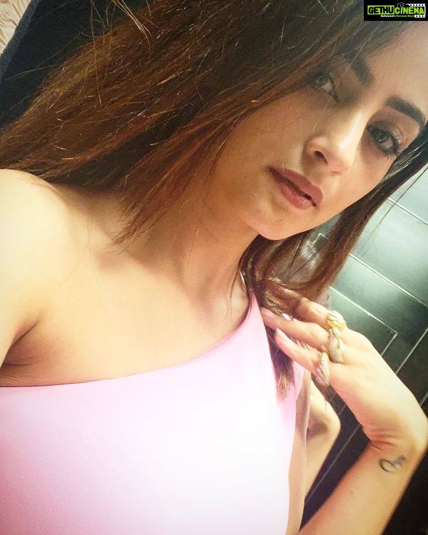 Madirakshi Mundle Instagram - Tired BUT Inspired 💕