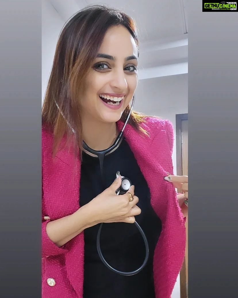 Madirakshi Mundle Instagram - Listen to Your Heart ❤️