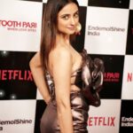 Madirakshi Mundle Instagram - About last night 🌟 Styled by @krishi1606 👗 @zara 👠@zara @toothpari is now streaming on @netflix_in @hks1709 @amritkaur0808