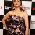 Madirakshi Mundle Instagram - About last night 🌟 Styled by @krishi1606 👗 @zara 👠@zara @toothpari is now streaming on @netflix_in @hks1709 @amritkaur0808