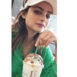 Madirakshi Mundle Instagram - All about the vibes ✨️ 💚