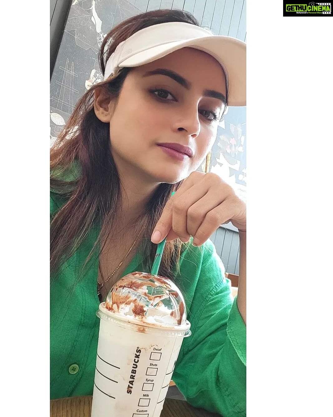 Madirakshi Mundle Instagram - All about the vibes ✨️ 💚