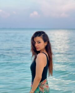 Mahima Makwana Instagram - 🌊 

@cocoonmaldives 
@thecocooncollection 
@goldcoastfilmsofficial 

.
.
.
Styled by - @krishi1606 
Wearing - @angelcroshet_swimwear