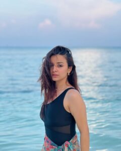 Mahima Makwana Instagram - 🌊 

@cocoonmaldives 
@thecocooncollection 
@goldcoastfilmsofficial 

.
.
.
Styled by - @krishi1606 
Wearing - @angelcroshet_swimwear