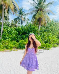 Mahima Makwana Instagram - ✨ 

@cocoonmaldives 
@thecocooncollection 
@goldcoastfilmsofficial 

Styled by @krishi1606 
@semesstafashion 
@palmonas_official