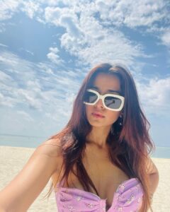 Mahima Makwana Instagram - ✨ 

@cocoonmaldives 
@thecocooncollection 
@goldcoastfilmsofficial 

Styled by @krishi1606 
@semesstafashion 
@palmonas_official