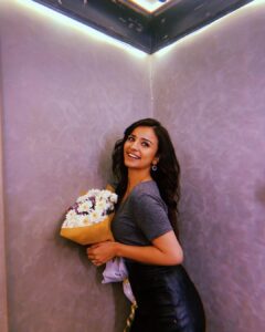 Mahima Makwana Instagram - Flower girl! ✨✨