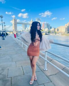 Mahima Makwana Instagram - ✨
Stylist - @suveera.swetesh.stylist 
MUA - @mannysamra_mua
