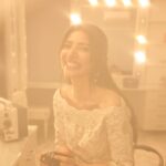 Mahira Khan Instagram - These are Ama’s favourite pictures. She likes it when I smile with all my teeth😁 #quaideazamzindabadpromotions