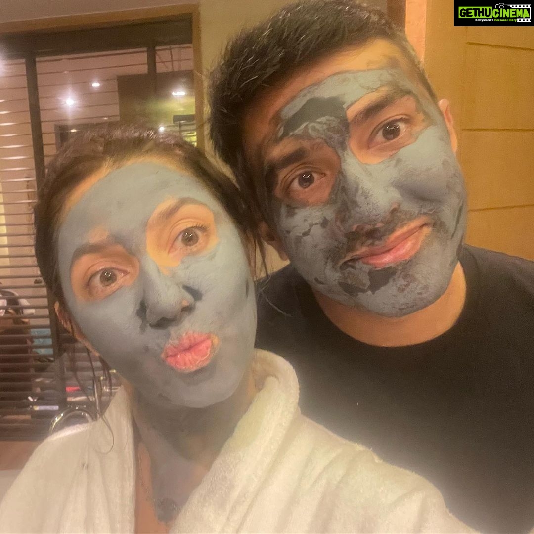 Mahira Khan Instagram - My first child. My first love. My first roommate. My one and my only one. I love you more than you will ever know. Happy birthday. May you be blessed with happiness, love, health, success, joy and peace of mind. Ameen. ♥️🕊💋🐣🐎🐰🎉🥰 @hissankhann ♥️