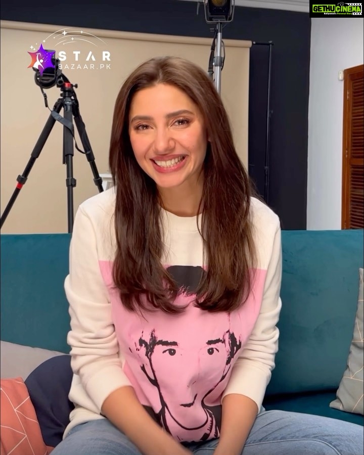 Mahira Khan Instagram - I am truly excited to be part of StarBazaar! Not only because Iโve been a part of it from the conception and seen the hard work that has gone into it. But also because this is a space where eventually the creator takes ownership of what they create. Small business can flourish. And hopefully it can serve as a space for a lot more than just shout outs. But for now.. Iโm very excited to make shout-outs for you, your friends your families. Also 100 % of the proceeds from My shoutouts go to Charity. Letโs do this!! ๐๐๐ผ๐๐ผ๐ #StarBazaar