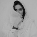 Mahira Khan Instagram - Suno… 🕊️ @mbymahira 🤍