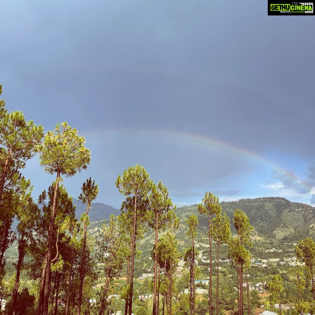 Mahira Khan Instagram - Do you see it? There were two rainbows that day.. 💞 P.S In Norse Mythology, the double rainbow is seen to represent heaven and earth - acting as a bridge between two worlds x Khyber Pakhtunkhwa