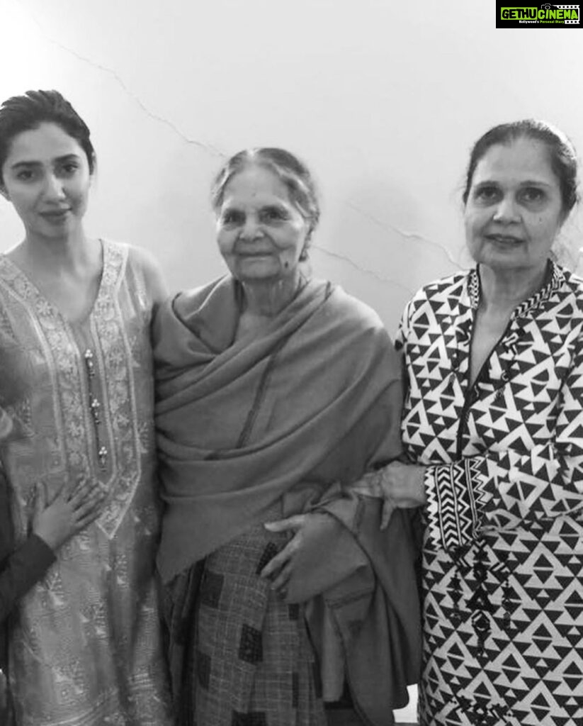 Mahira Khan Instagram - My dearest my most beautiful my nani.. Razia Khannum.. Left us Thursday afternoon for her eternal resting place. It’s been a rough month.. sometimes very painful but most times beautiful. She was a force of nature. A little girl who lost her mother when she was just 5.. she lived and breathed to have what she felt was the biggest possession one can have— family. And family she made. She was a great story teller, graceful sari wearer, fiercely independent, a woman with great pride, a health freak, a great listener, a doting mother, an expressive human being.. anybody who met her felt special around her… and most of all she was a great believer of love. My nana passed away 32 years ago and her favorite story to tell was always related to him. There wasn’t a man who compared. She would tell me that God took away her boo-boo ( called her mother that) and gave her my Nana. Even though she suffered from dementia and would mix up names and stories - there was one she recounted clearly - how she got married to my nana. Their love is one for the books. As she transitioned… I kept imagining her mother and the love of her life holding her hand and taking her with them. I used to pray that she goes the way she lived. With dignity. She was surrounded by all her children, grand children and great grand child. She had her sips of tea ( which she loved piping hot, not in a mug in a tea cup).. she waited for her son to arrive, she was in a lot of pain and even in that she had a sense of humour, she gave all of us a chance to take care of her. And after taking care of everything..after making sure her entire kumba was in one home, together hugging each other, wiping each other’s tears..she took her last breadth and went to her maker. I am blessed to have had this time with her. We all are. To have looked after her. It is an honor to be her grand daughter and I hope to honor her life by living the way she lived - with dignity and courage. While you read this, please make a prayer for my Nani. 🕊♥️ إِنَّا لِلَّٰهِ وَإِنَّا إِلَيْهِ رَاجِعُونَ‎, "Verily we belong to Allah and verily to Him do we return."