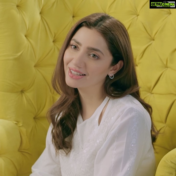 Mahira Khan Instagram - Celebrate women’s day by giving back🕊 #alwaysazad 💙 1 out of 5 girls are missing school because of their period. But you and I can play a part to keep these girls in school. For each pack you buy, Always will donate a pad to help keep the girls of Pakistan #AlwaysAzad @always.pakistan