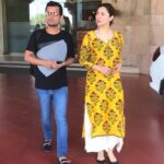 Mahira Khan Instagram - People always ask me why I post so many photos of my team, particularly my make up artists. Most of the time I don’t know how to answer that 💁🏻‍♀️ Today as I write a post for Adnan, I thought I’d share this with all of you - Adnan was an asst. makeup artist at Nabilas when I was a VJ at MTV. We were all sent to Nabilas for a makeover, I wasn’t ready to get anything done so I was assigned to Adnan. We sat there literally twiddling our thumbs. I remember laughing at everything he said. This was 2006/7. 15 years later and he is still my make up artist- well to the world at least. For me, he is so much more than that. He’s my friend, my brother, my keeper of secrets.. he knows when I’m upset and knows how to make me smile. He has seen me cry sneakily on set and held my hand through it. I have held him in my arms when he has broken down. We have laughed, cried, danced all night, ate like crazy, travelled the world... all of it.. together.. he is my family. I am so grateful to my job and the universe for surrounding me with people I love so much. Alhumdulillah. So to answer the question.. is quite simple - I am, because of them. Belated happy birthday my Adnan, my dil ka tukraaa 🤍 @adnanansariofficial 𝐿𝑜𝑣𝑒 𝑦𝑜𝑢 𝑎𝑙𝑤𝑎𝑦𝑠 𝑎𝑛𝑑 𝑓𝑜𝑟𝑒𝑣𝑒𝑟 🤍 P.S sorry for the longish note, counting my blessings. Also Ramzan Mubarak to all ✨🌸🙏🏼