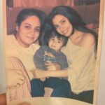 Mahira Khan Instagram - Teri jeet meri jeet...Teri haar meri haar, Sun aye meray yaar. Tera gham mera gham, Meri jaan, Teri jaan. Aisaaa apna pyaaaar 🕊🤍 Mine, my my my my ... I love you till forever and beyond. You came into my life like an angel my naroo... and you are the same for my azzu. Humari dosti aur mohabbat hamesha qaim rahey. Ameen. In gratitude every single moment for you.. @naroodharani ♥️ Yours X Bottom of My Heart