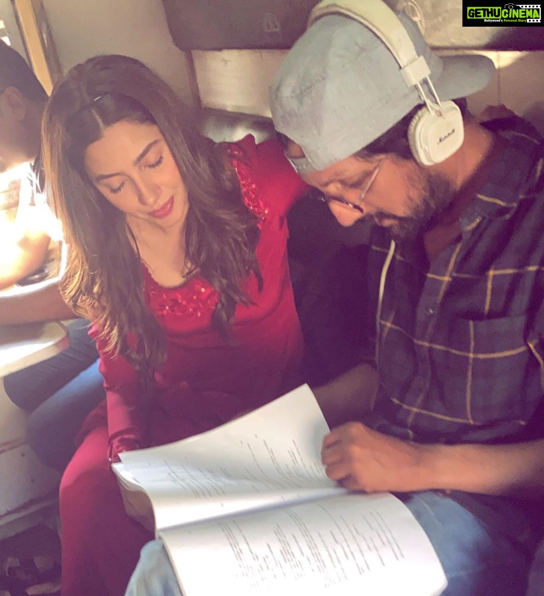 Mahira Khan Instagram - I take with me a piece of you.. leaving a bit of my soul with you. My darling ๐๐ฎ๐ฎ๐ต๐ธ๐ฏ๐ช๐ป, I shall miss you, oh so much. ๐ธ Here is a shout out to all those who worked on this film. Each and every one of them put their heart and soul in it. Canโt wait for all of you to see our hard work and love on your screens soon. Ameen. ๐ Itโs a wraaaaappp ๐งฟ๐ฌ๐คธ๐ปโโ๏ธ Walled City of Lahore