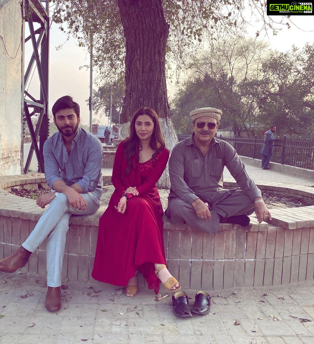 Mahira Khan Instagram - I take with me a piece of you.. leaving a bit of my soul with you. My darling ๐๐ฎ๐ฎ๐ต๐ธ๐ฏ๐ช๐ป, I shall miss you, oh so much. ๐ธ Here is a shout out to all those who worked on this film. Each and every one of them put their heart and soul in it. Canโt wait for all of you to see our hard work and love on your screens soon. Ameen. ๐ Itโs a wraaaaappp ๐งฟ๐ฌ๐คธ๐ปโโ๏ธ Walled City of Lahore