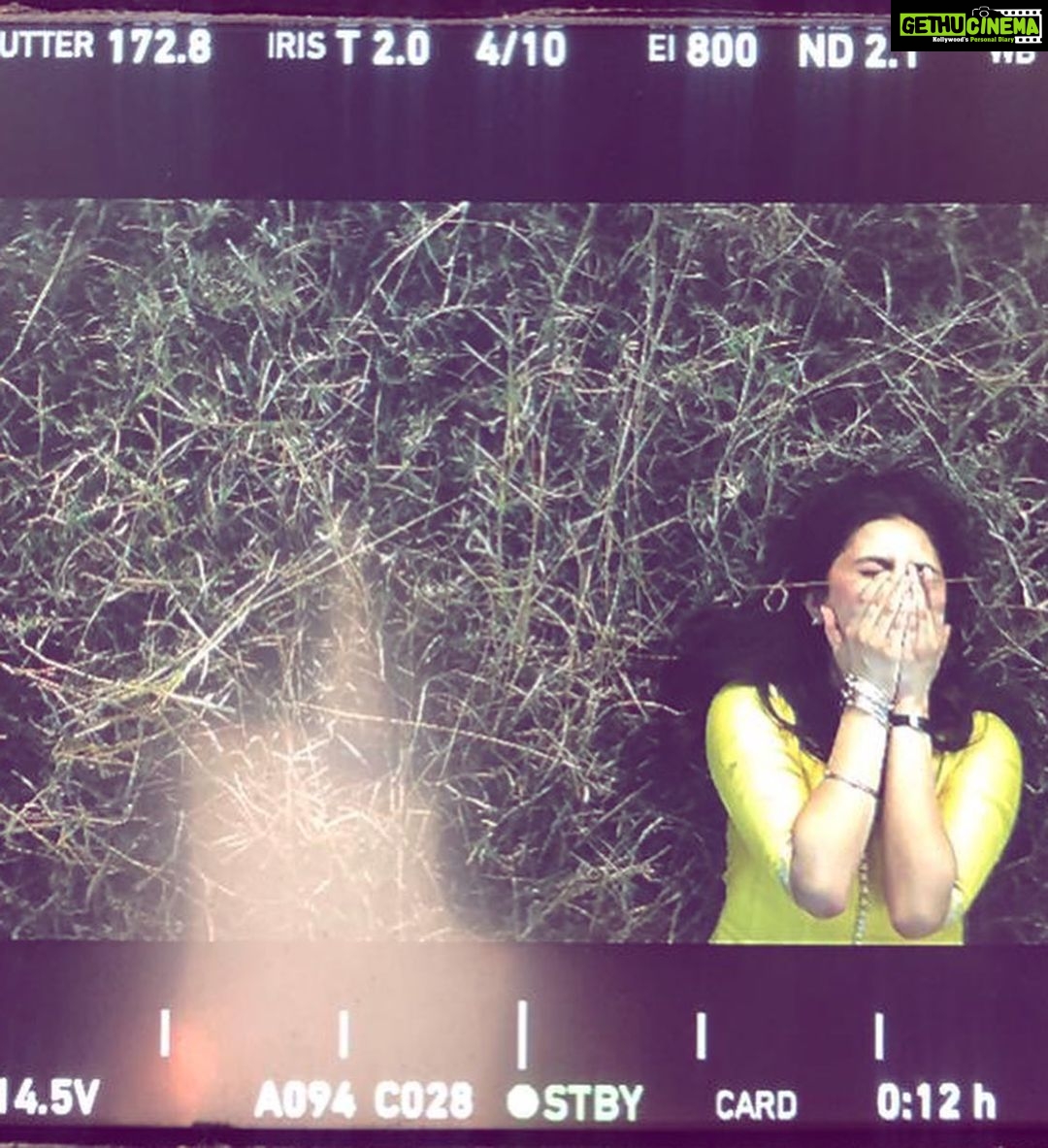 Mahira Khan Instagram - I take with me a piece of you.. leaving a bit of my soul with you. My darling ๐๐ฎ๐ฎ๐ต๐ธ๐ฏ๐ช๐ป, I shall miss you, oh so much. ๐ธ Here is a shout out to all those who worked on this film. Each and every one of them put their heart and soul in it. Canโt wait for all of you to see our hard work and love on your screens soon. Ameen. ๐ Itโs a wraaaaappp ๐งฟ๐ฌ๐คธ๐ปโโ๏ธ Walled City of Lahore