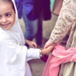 Mahira Khan Instagram - The dreams of displaced Afghans are no different than anyone else’s dreams. ✔️To have a home ✔️To send their children to school ✔️To provide for their families. They need peace to fulfil their dreams. I truly believe education is the key to success for every society. The GlobalGoals set a target of quality education for ALL. Refugees included 💕 At the #Afghanistan2020, discussions on the quality of education will help secure the future of refugee children. #Afghanistan2020 @Refugees