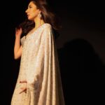 Mahira Khan Instagram - 🍨 👗 @elanofficial 💄 @mubsher.bhatti 💎 @sherezadjewellery 📸 @shahbazshaziofficial