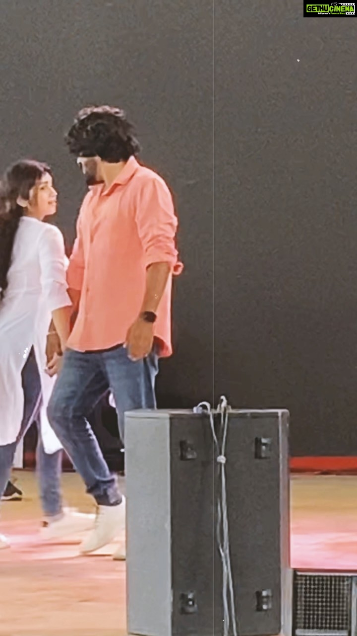 Manasa Radhakrishnan Instagram - Kesariya tera✨✨ #dance #instagood #insta #instalike #dancer #dancechallenge #dancevideo #hindisongs @creators