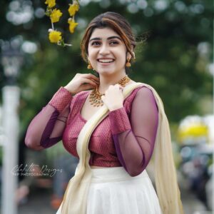 Manasa Radhakrishnan Instagram - Onam vanneeee😍
And Happy Ganesh Chathurthi ☺️♥️
👗 @chakitha_designs 
📸 @pkp_photography___ 💄  @meeramax_makeupartist_