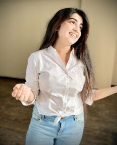 Manasa Radhakrishnan Instagram - 🤓♥️