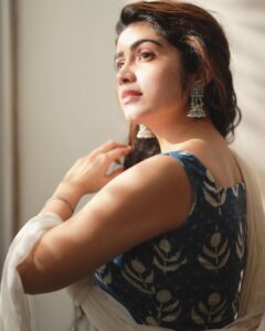 Manasa Radhakrishnan Instagram - PC @yadu_krishnna