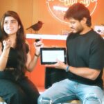 Manasa Radhakrishnan Instagram - We took the #HighwayOnAHA traffic signal challenge. And in our defence, it was a fair game. What say @ahavideoin? @ananddeverakonda @me.radhakrishnan @saiyami @nowitsabhi @kvguhan #VenkatTalari @simonkking #KVGuhan @adityamusic