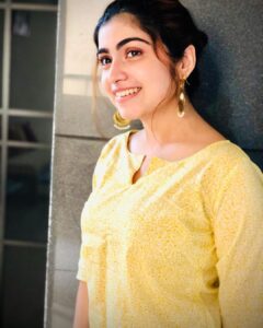 Manasa Radhakrishnan Instagram - Real candids + Fake candids 
😜🤪