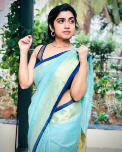 Manasa Radhakrishnan Instagram - ☺️☺️