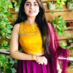 Manasa Radhakrishnan Instagram - 💛😃