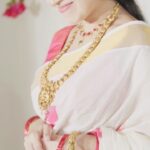 Manasa Radhakrishnan Instagram - Happpyyyy Vishu😃♥️ Brand @turmerikofficial Concept @nivethithasanjay Styling @joe_elize_joy Assisted by @sanliya_sabu Jewellery @francisalukkas Photography & Videography @ra_ph_ae_ls Makeup @ashna_aash_ Assisted by @nitasha_s_bride Art director @artmakerboy Studio @maxxocreative