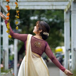 Manasa Radhakrishnan Instagram - Onam vanneeee😍
And Happy Ganesh Chathurthi ☺️♥️
👗 @chakitha_designs 
📸 @pkp_photography___ 💄  @meeramax_makeupartist_