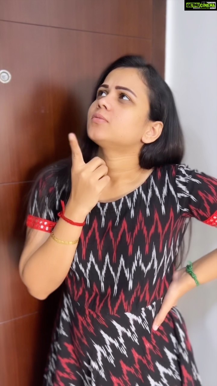 Manimegalai Instagram - Created this beautiful Festive Makeup Look using @ibacosmetics Must Have Makeup Set! Use my coupon code: MANI20 to get extra 20% off on @ibacosmetics website. I am loving iba makeup products as they are long stay, waterproof, transfer proof as well as peta certified cruelty free and vegan. Let me know in the comments below how you liked my look.. ๐ #ibacosmetics #festivemakeuplook #festivelook #iba #makeuplover #traditionalmakeup #halalcosmetics #cleanbeauty #crueltyfreemakeup #cleanbeauty