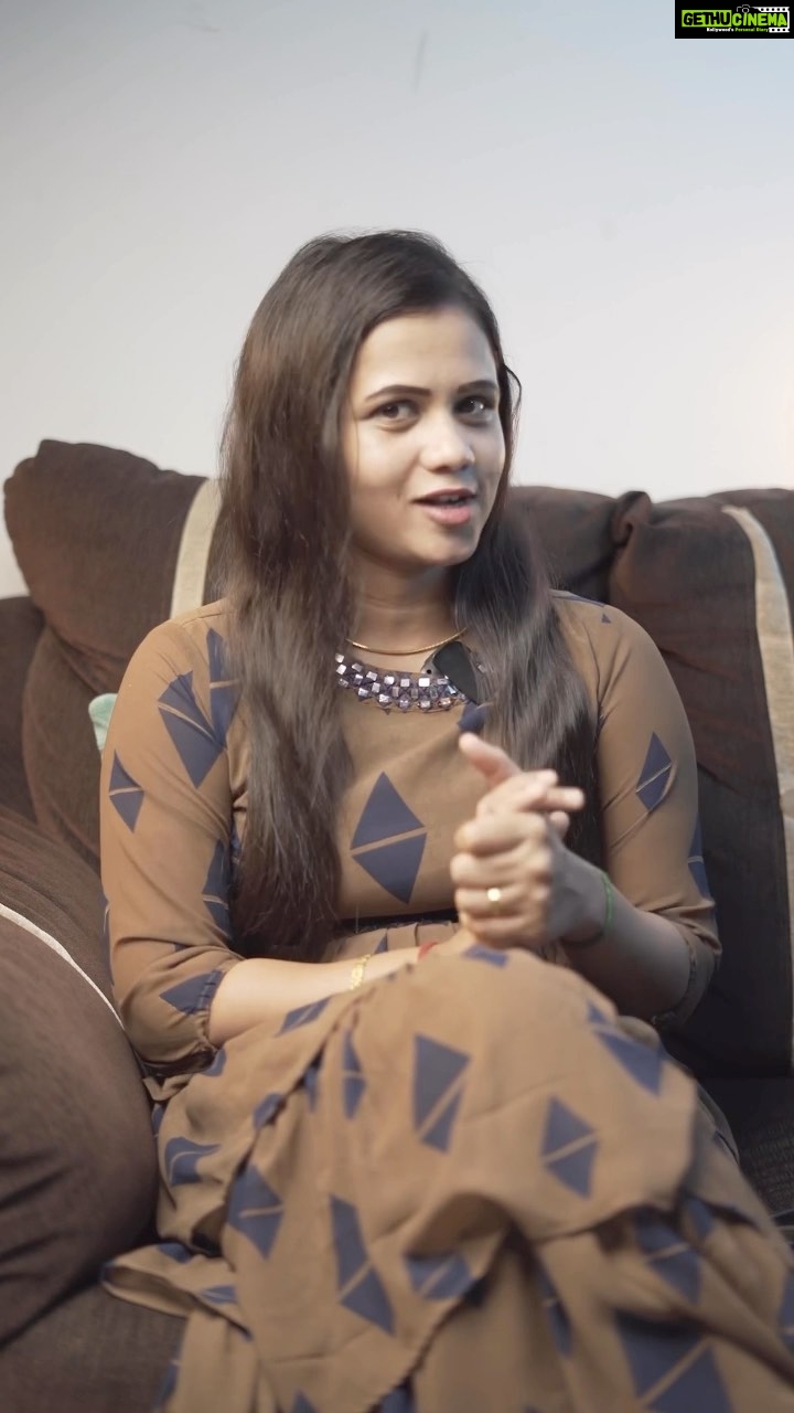 Manimegalai Instagram - Hello everyone, Today I wish to share my favourite songs. If you want to hear my current number 1 song, follow @kbsmusiclabel and listen to Adhikaalai. A great song produced by @ajsutharsan follow him too. Singers : @priyankank & @nikhil_mathew83 Here's a direct link to all streaming platforms: adhikaalai.kbs.info As mentioned in the video, leave a comment what you think of this song. Not only under my post, but also on YouTube under the video "Adhikaalai" Link in bio #Adhikaalai #kbsmusiclabel #priyankank #tamilindependent #nikhilmathew #princeten #romanticsong #mariadasa #germany #tamilsong #tiktok #iniyavan