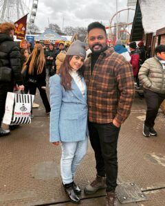 Manimegalai Instagram - Wonderful Moments from Winter Wonderland 🇬🇧🎢🎡 
@mehussain_7 

#HussainManimegalai #londondiaries #travel #winterwonderland #hydeparklondon #themepark