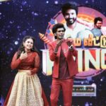 Manimegalai Instagram - Happy Diwaliiii Chottiiiii’s 🎉🎉 Have a fun time watching Super Fun Diwali Spcl Show with @sivakarthikeyan & #prince Movie team - “ Namma Veetu Prince” on @vijaytelevision at 3:30 PM tomo 🎉 Director : @duraiadams EP : @surendarvr #diwali #AnchorManimegalai #sivakarthikeyan #vijaytelevision