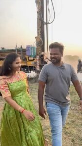 Manimegalai Instagram - Start from Scratch, Work Hard & Build your Own EMPIRE 😇 
@mehussain_7 

First Bigg start in HM Land 💛
Full video link on BIO😎
#reels #reelsinstagram #HussainManimegalai #VillageSeries
