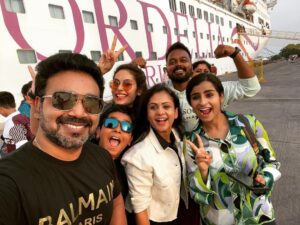 Manimegalai Instagram - 1st ever Cruise Experience🕺 
That too with my kinda gang 🥰
Hope we don’t end up like Jack & Rose 🤪 @mehussain_7 @sivaangi.krish @shrutika_arjun @pickyourtrail @Cordeliacruises