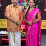 Manimegalai Instagram - Naalaiku 9:30 AM as a “பட்டிமன்ற பேச்சு புயல் “ 😜🤪 on @vijaytelevision 🙌 #vinayagarchathurthi Spcl 💛 #vijaytelevision #Manimegalai Check out this new Shoot day routine Vlog on #HussainManimegalai channel. Link on BIO 😎