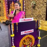 Manimegalai Instagram - Naalaiku 9:30 AM as a “பட்டிமன்ற பேச்சு புயல் “ 😜🤪 on @vijaytelevision 🙌 #vinayagarchathurthi Spcl 💛 #vijaytelevision #Manimegalai Check out this new Shoot day routine Vlog on #HussainManimegalai channel. Link on BIO 😎