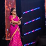 Manimegalai Instagram - Happy times hosting for Vijay Natchathira Kondattam - Coimbatore 💛 tnx kovai Chottiiiii’s for all the love 🫶 Very Soon On @vijaytelevision 🙌 @globalvillagers Jewells : @new_ideas_fashions PC : @reel_petty Costume : @andy_k_studio