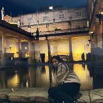 Manimegalai Instagram - Roman City 🌆 Enga frame vachaalum azhaga iruka ooru 😍🏰 @mehussain_7 #HussainManimegalai #london #romancity The Roman Baths