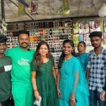 Manimegalai Instagram - கிராமத்து திருவிழா Visit 🎡🎈🎉 Brings back our golden 90’s kids Memories 😍 So much fun 🕺 Check Bio & Stories for full vlog link 💛 #கிராமத்துதிருவிழா #HussainManimegalai #Village Pariyur amman Temple