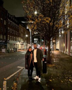 Manimegalai Instagram - Freezing Cold In London 🇬🇧 
Excited to Celebrate New Year 2023 in Our Dream Destination 🕺Can’t wait to create beautiful lifetime Memories in this beautiful London City 🥰 
Merry Christmas wishes to all 🤶🎄 

#HussainManimegalai #london #christmas #travel
